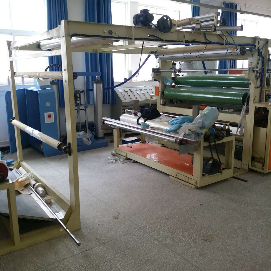 復(fù)合機(jī)廠家生產(chǎn)的復(fù)合機(jī)具有哪些特點(diǎn)？